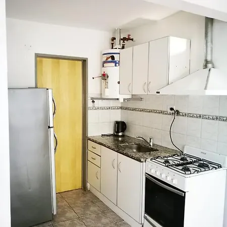 Casa Check In Dpto 2 A 4 Pers Apartment Neuquen Exterior photo